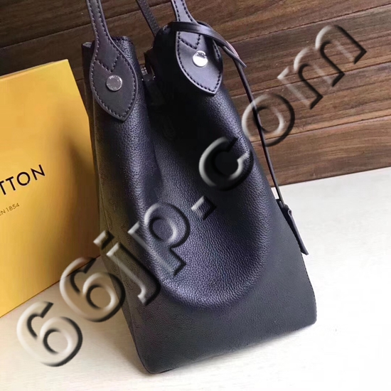 ルイヴィトンバッグ内部構造